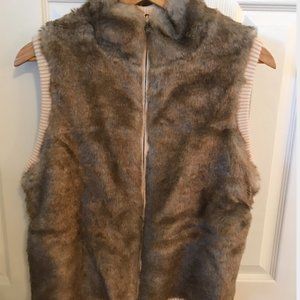 Ann Taylor Faux Fur Sweater Ribbed Knit Vest